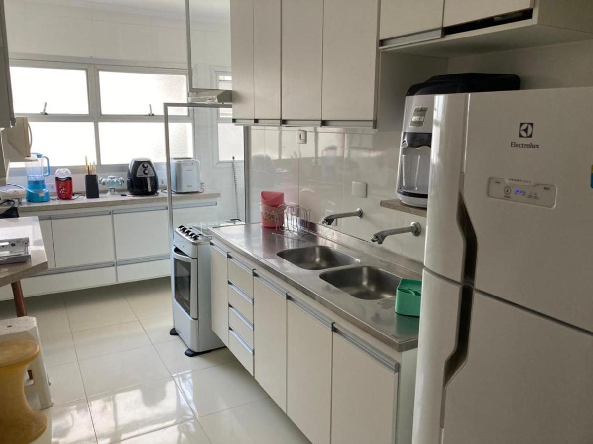 Pe Na Areia - Com Servico De Apartment Guaruja