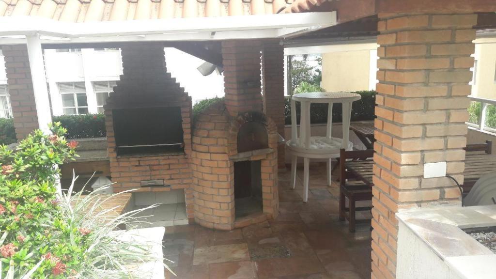 Pé Na Areia - Com Serviço De Guarujá