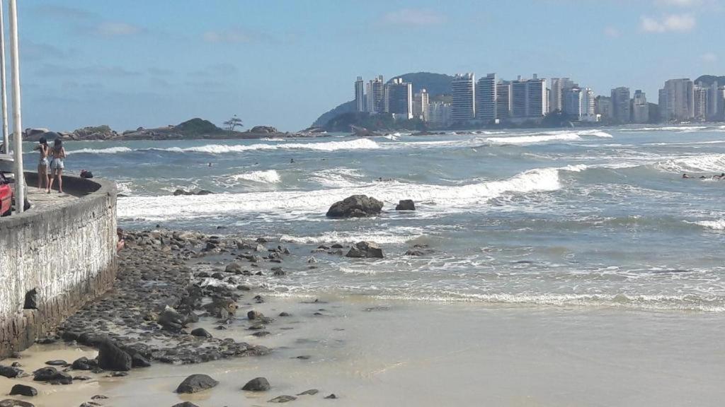 Pé Na Areia - Com Serviço De Guarujá